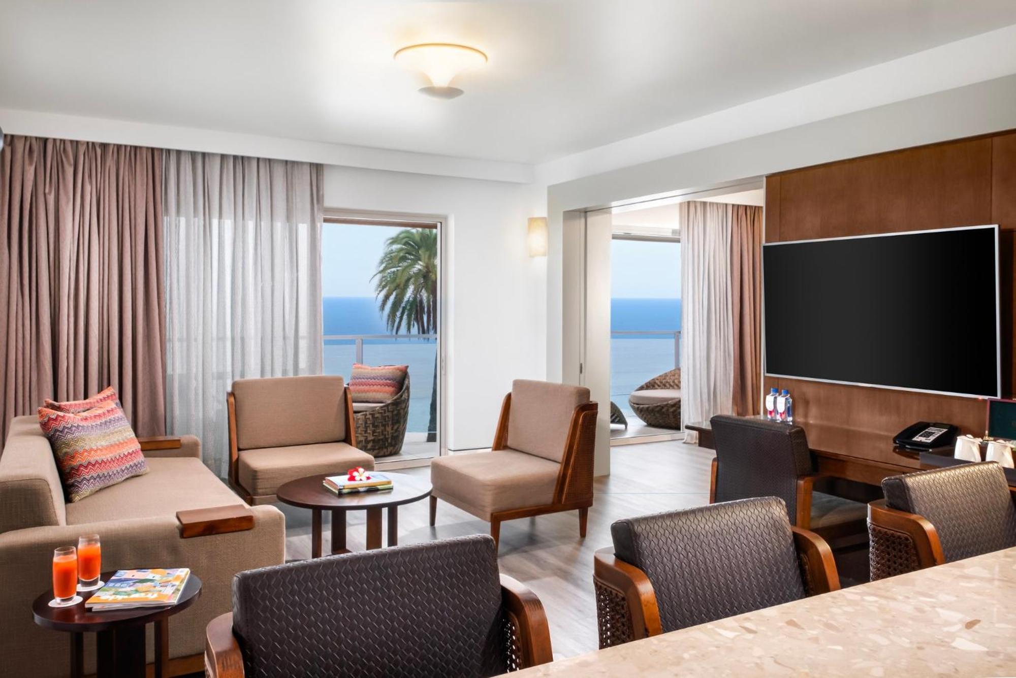 Crowne Plaza Fiji Nadi Bay Resort & Spa, An Ihg Hotel Zewnętrze zdjęcie