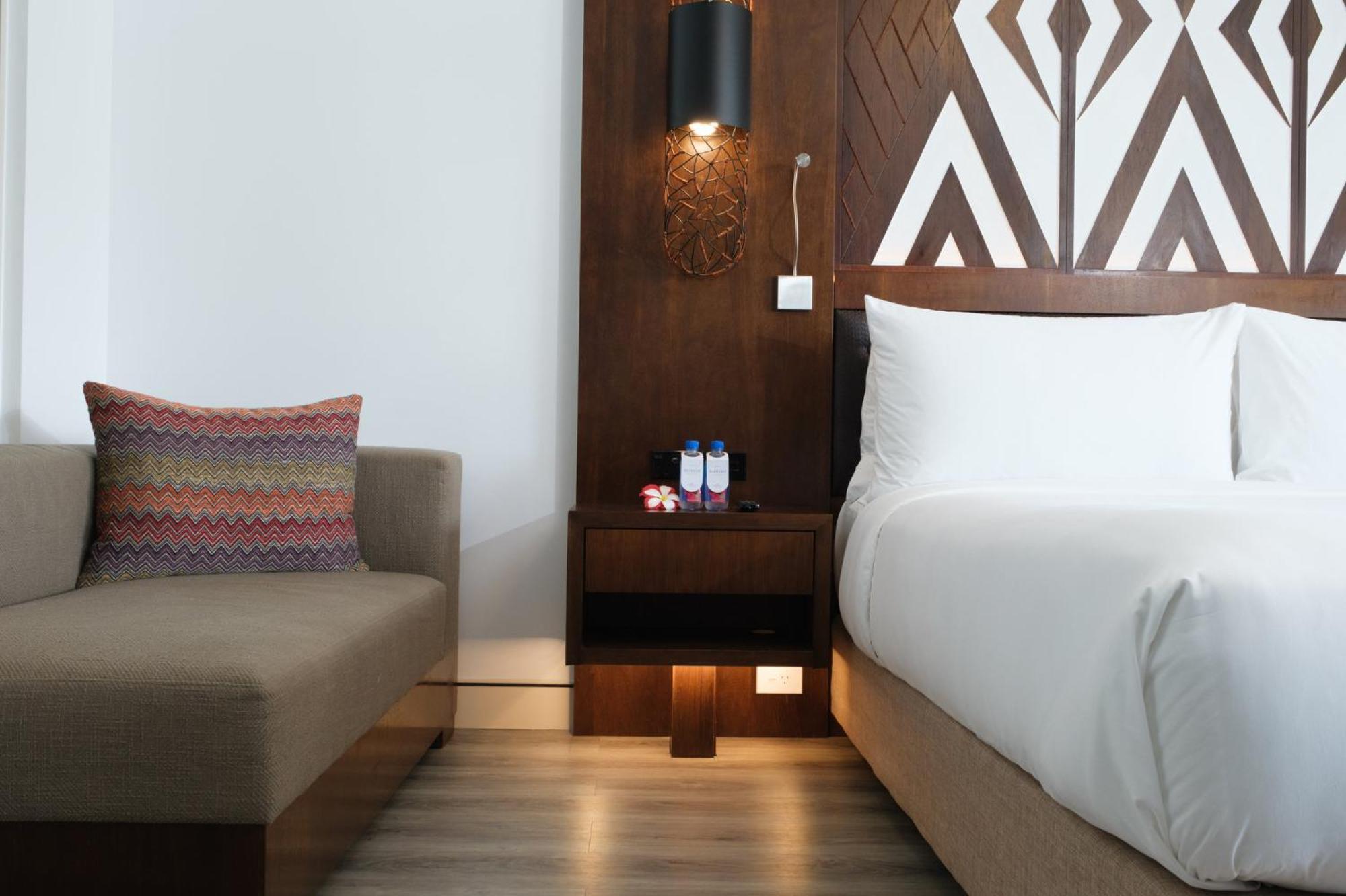 Crowne Plaza Fiji Nadi Bay Resort & Spa, An Ihg Hotel Zewnętrze zdjęcie