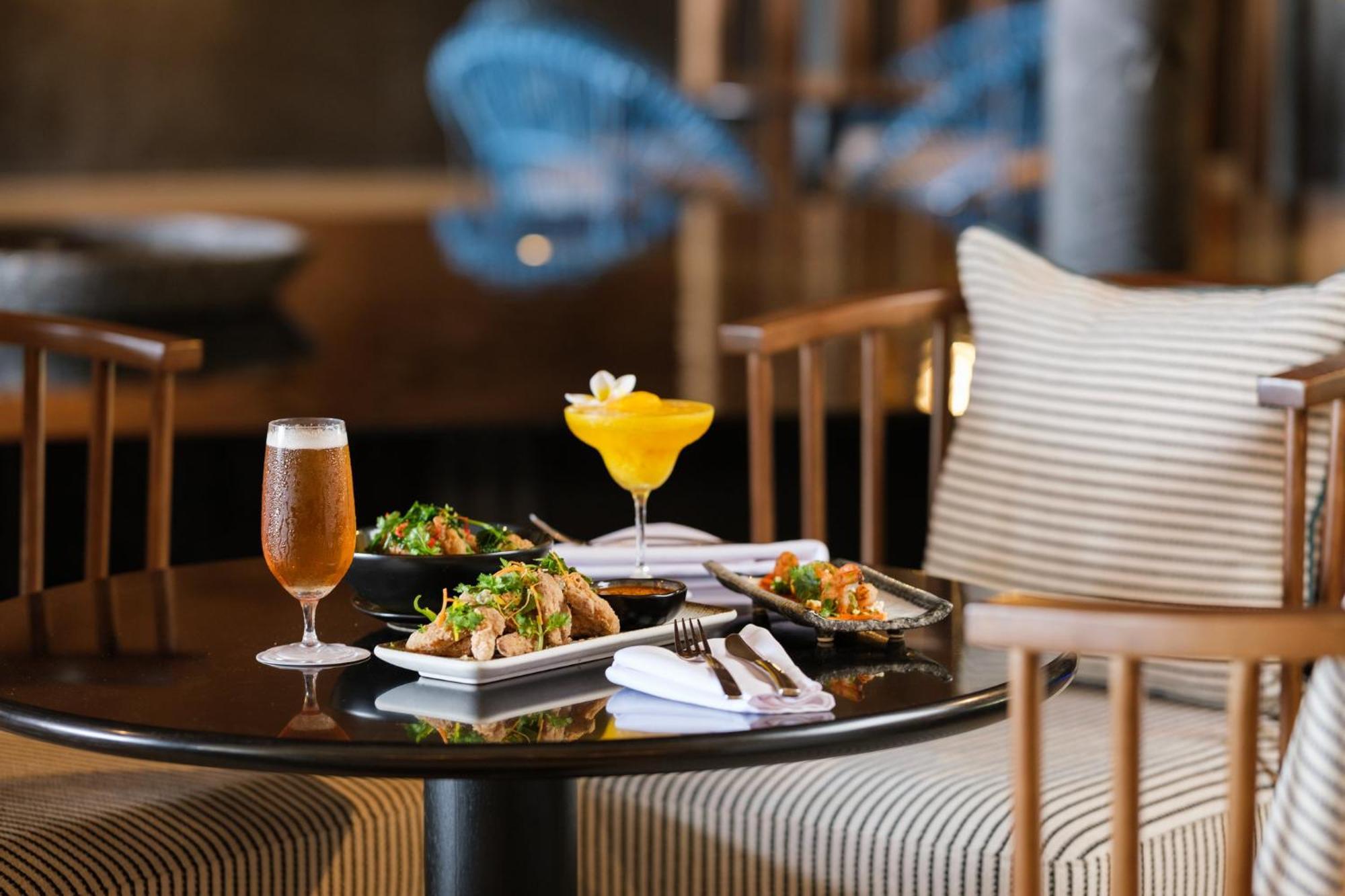 Crowne Plaza Fiji Nadi Bay Resort & Spa, An Ihg Hotel Zewnętrze zdjęcie