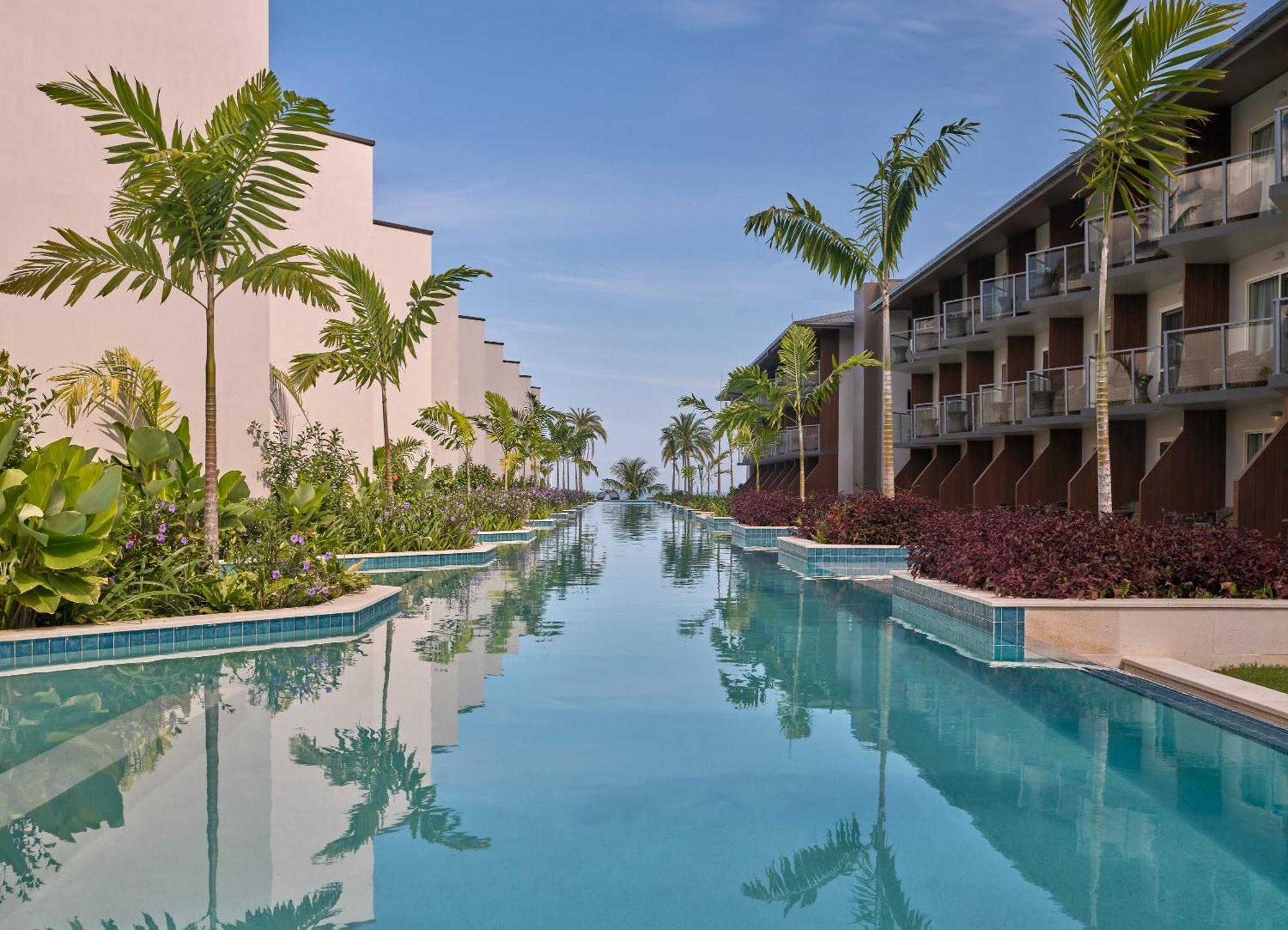 Crowne Plaza Fiji Nadi Bay Resort & Spa, An Ihg Hotel Zewnętrze zdjęcie
