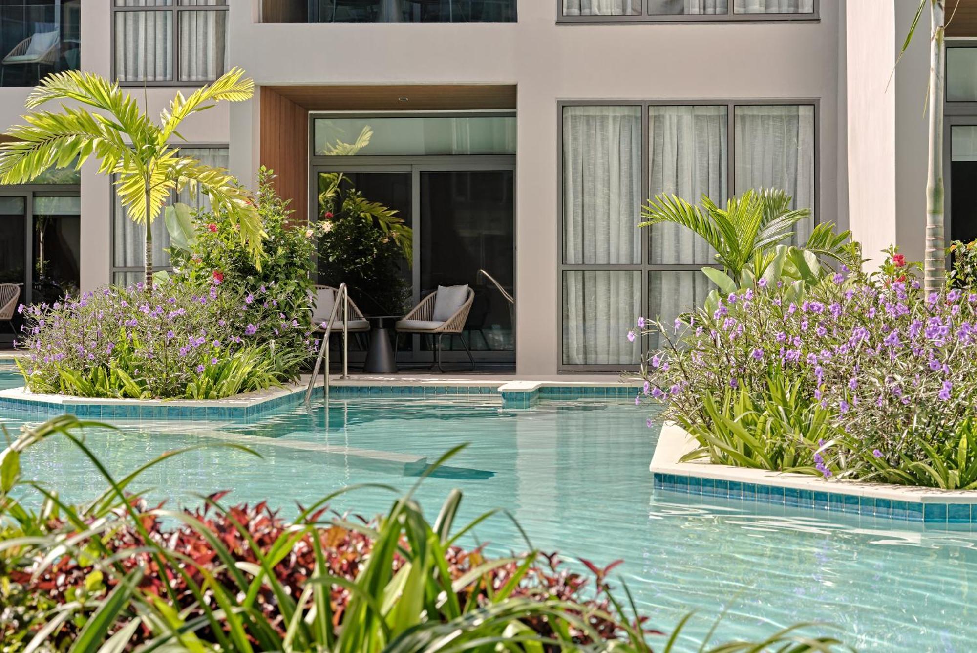 Crowne Plaza Fiji Nadi Bay Resort & Spa, An Ihg Hotel Zewnętrze zdjęcie